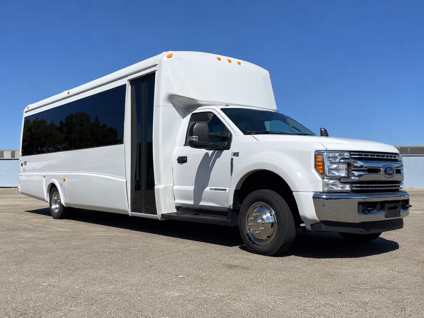 burien keep your wine tour group together with a burien charter bus