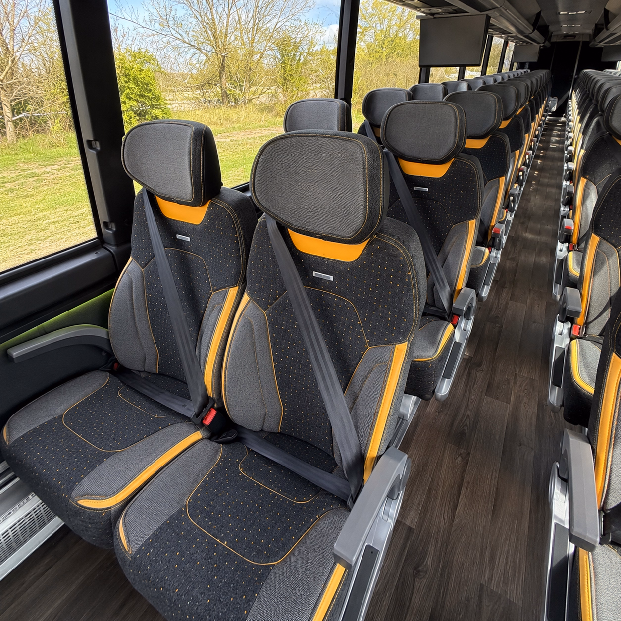 find a bus to seattle center venues pacific science center and mopop