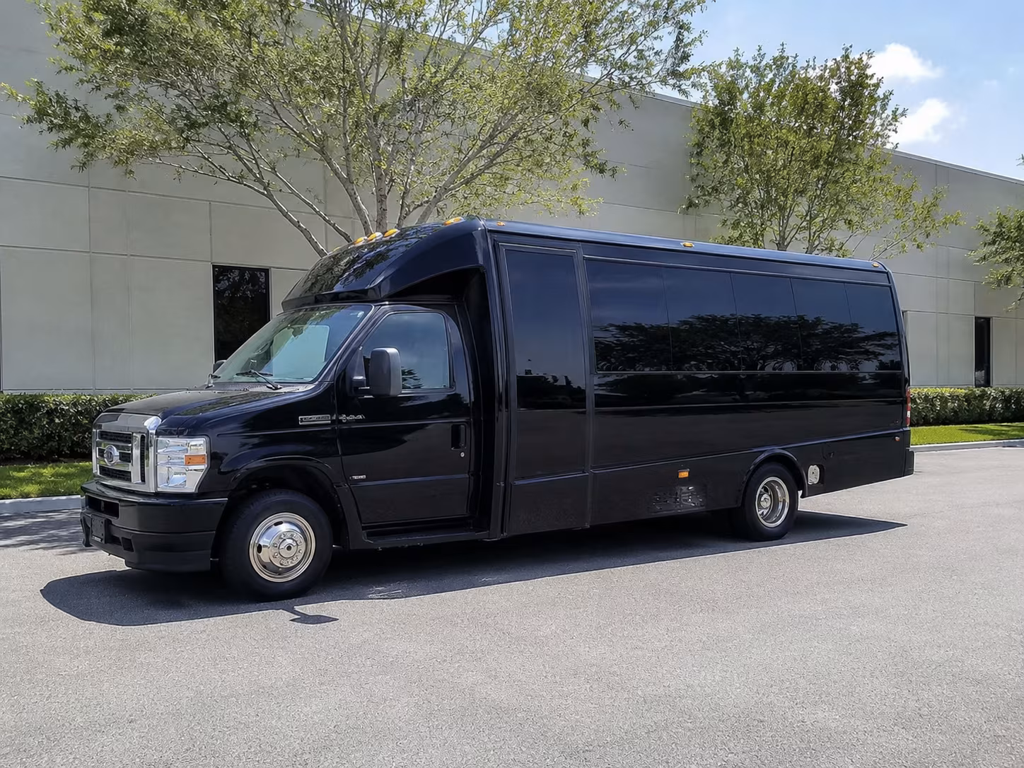 how your starting location and deadhead miles affect charter bus rates in renton
