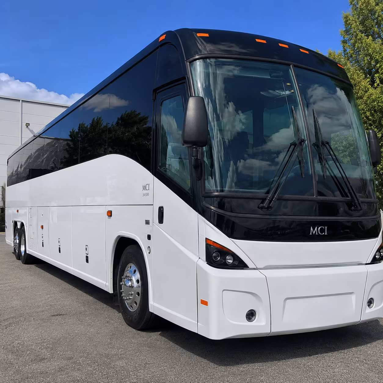 kirkland book charter bus rentals for corporate travel in kirkland