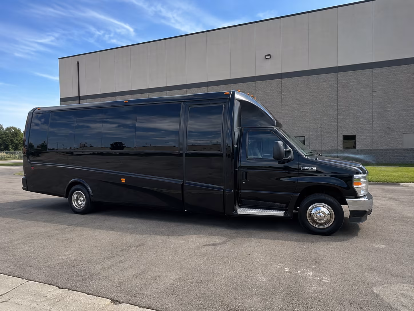 let rentoncharterbuscompany com match you with the right bus for harvest season in washington wine country