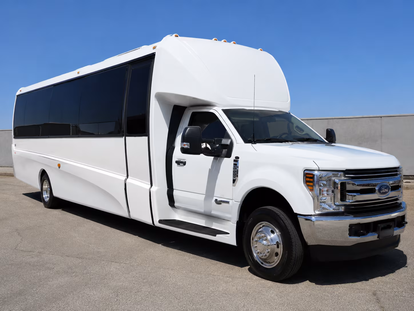 redmond bus rentals