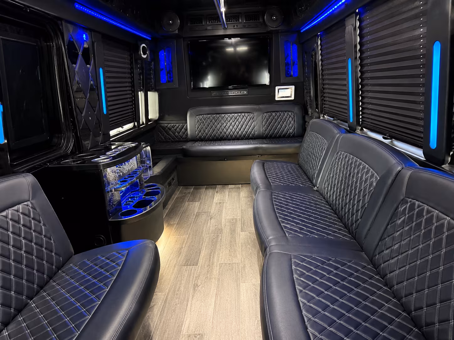 tukwila bus rentals