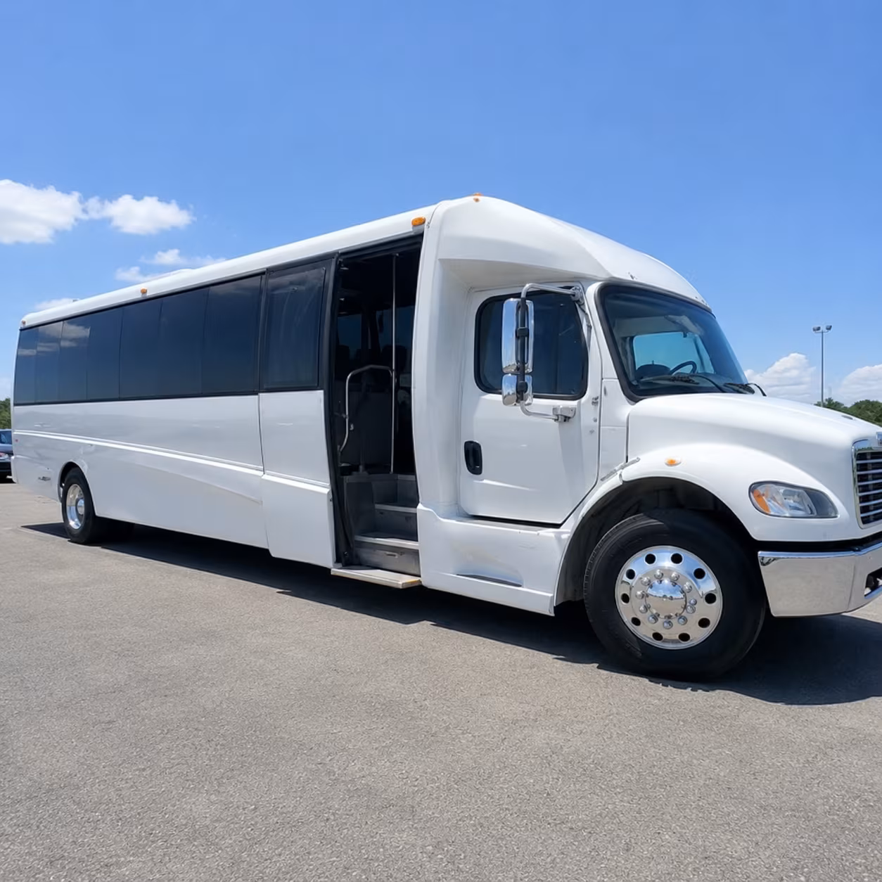 tukwila charter buses for concerts and shows