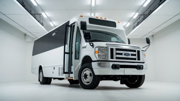 18 passenger minibus sammamish